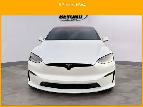 Used 2023 Tesla Model X image 9
