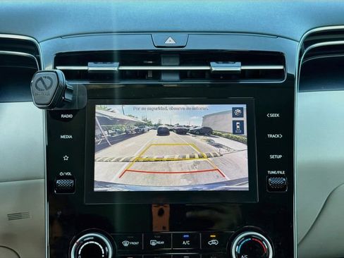 Used 2024 Hyundai Tucson SE FWD image 13