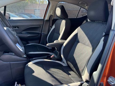 Used 2020 Nissan Versa SV image 11