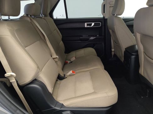 Used 2023 Ford Explorer 4WD image 19