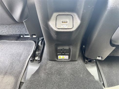 Used 2021 Jeep Renegade Limited w/ Sun & Sound Group image 25