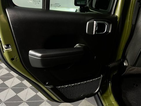 Used 2023 Jeep Wrangler Unlimited w/ Cold Weather Group image 31