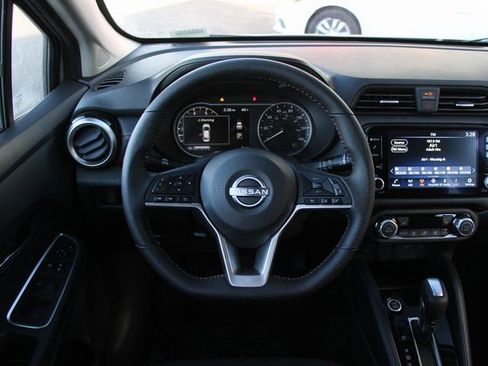 New 2025 Nissan Versa SR w/ Trunk Package image 14