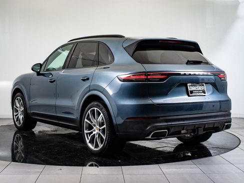 Used 2019 Porsche Cayenne image 3