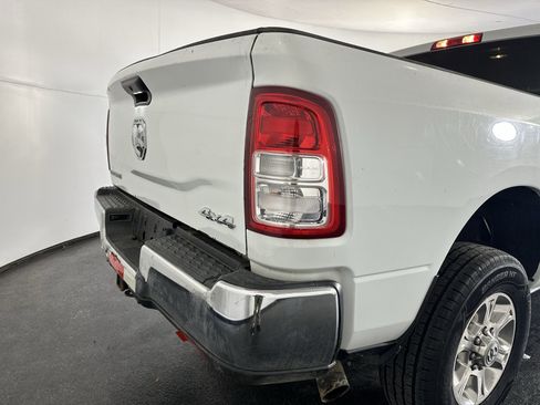 Used 2024 RAM 2500 Big Horn w/ Off Road Package image 30