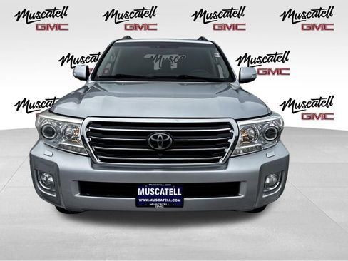 Used 2014 Toyota Land Cruiser Base image 2