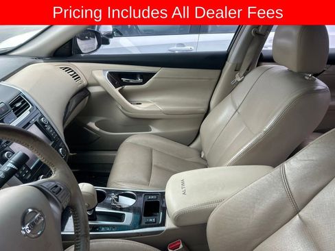 Used 2013 Nissan Altima 2.5 SL w/ Technology Pkg FWD image 9