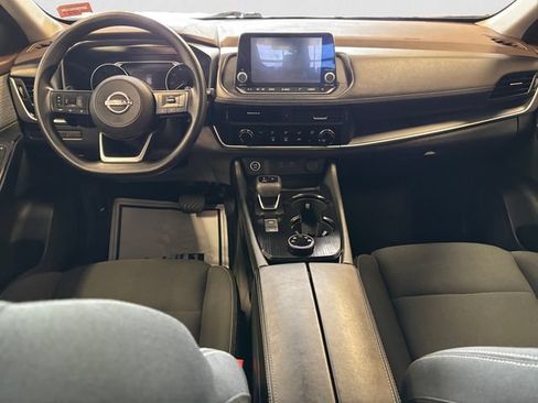 Used 2023 Nissan Rogue S AWD/4WD image 11
