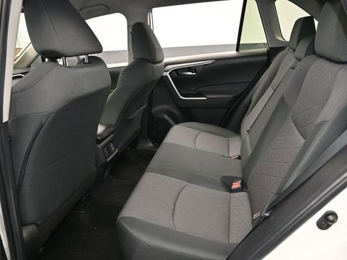 Used 2023 Toyota RAV4 XLE image 33