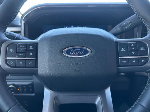 New 2026 Ford F250 Lariat w/ Black Appearance Package image 23