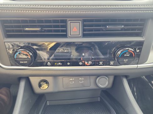 New 2026 Nissan Rogue Dark Armor AWD/4WD image 15