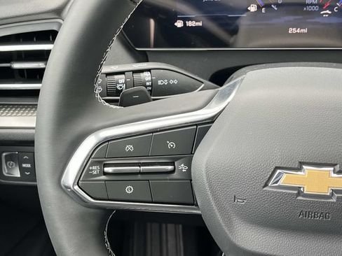 New 2026 Chevrolet Traverse LT w/ Driver Confidence Package FWD image 15