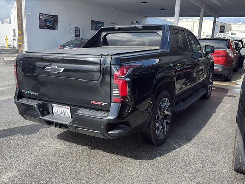 Used 2024 Chevrolet Silverado EV RST image 9