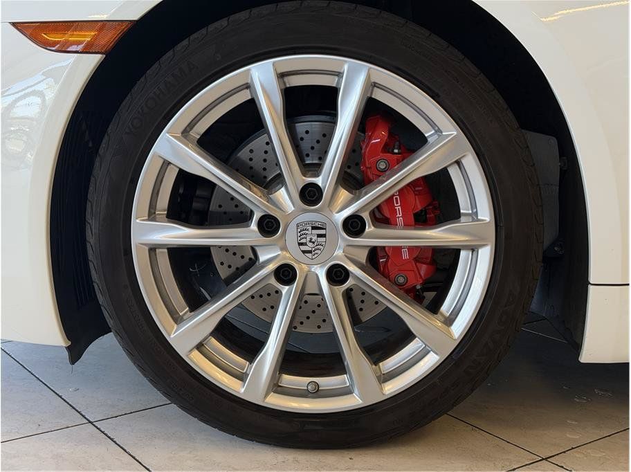 Used 2024 Porsche 718 Boxster S RWD image 26