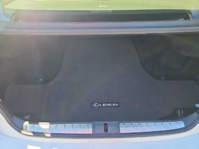 Used 2020 Lexus LS 500 w/ Interior Upgrade Package RWD image 14