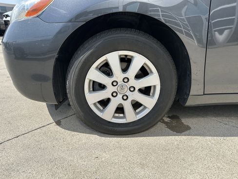 Used 2008 Toyota Camry XLE image 33