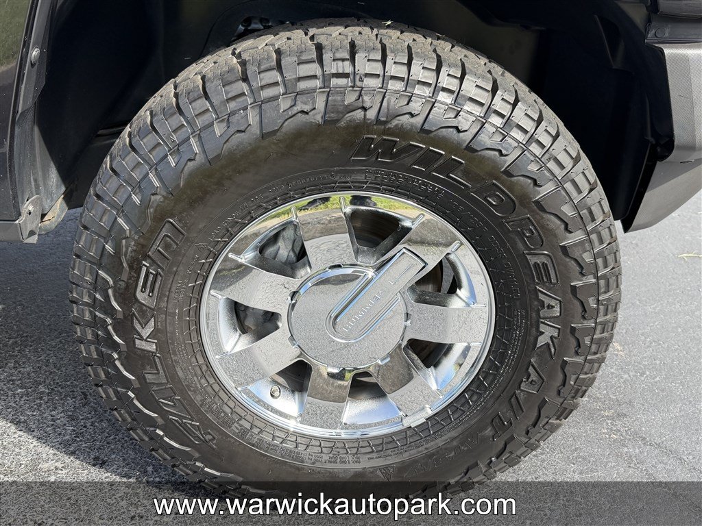 Used 2009 HUMMER H3 Alpha AWD/4WD image 20
