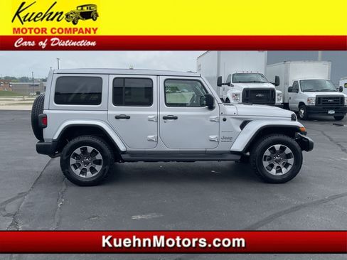 Used 2023 Jeep Wrangler Unlimited Sahara w/ Cold Weather Group AWD/4WD image 1