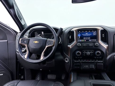 Used 2022 Chevrolet Silverado 2500 High Country AWD/4WD image 7