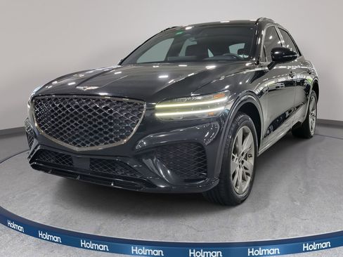 Used 2022 Genesis GV70 3.5T Sport image 3