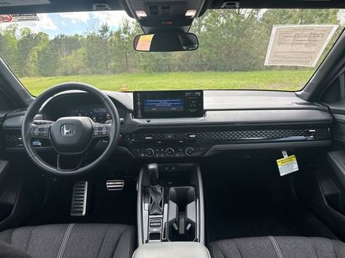 Used 2025 Honda Accord Sport image 14