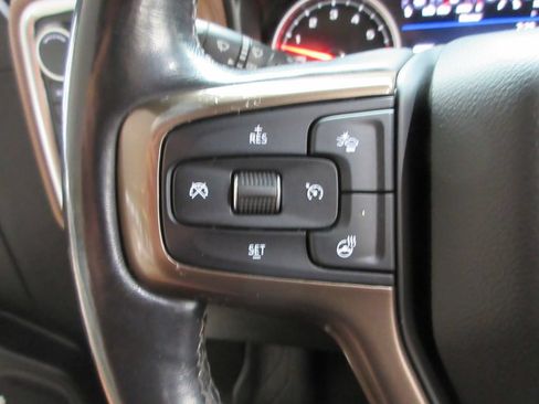 Used 2019 Chevrolet Silverado 1500 High Country w/ Technology Package AWD/4WD image 32