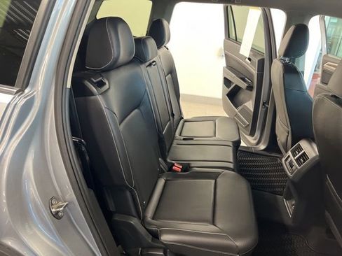 Used 2021 Volkswagen Atlas SE image 22