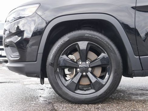 Used 2023 Jeep Cherokee Altitude Lux w/ Lux Elite Package image 10