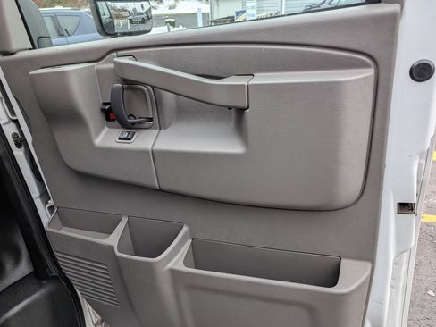 Used 2019 Chevrolet Express 3500 w/ Power Convenience Package image 14