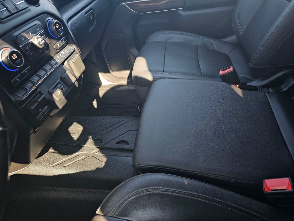 Used 2020 Chevrolet Silverado 1500 LT w/ Texas Edition RWD image 28