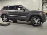 Used 2019 Jeep Grand Cherokee Limited w/ Luxury Group II image 3