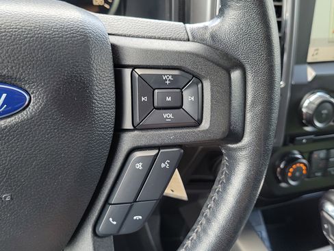 Used 2018 Ford F150 XLT w/ Equipment Group 302A Luxury AWD/4WD image 24