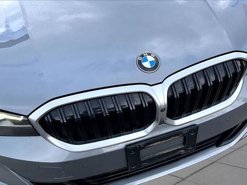 Used 2024 BMW 330i Sedan w/ Convenience Package RWD image 28