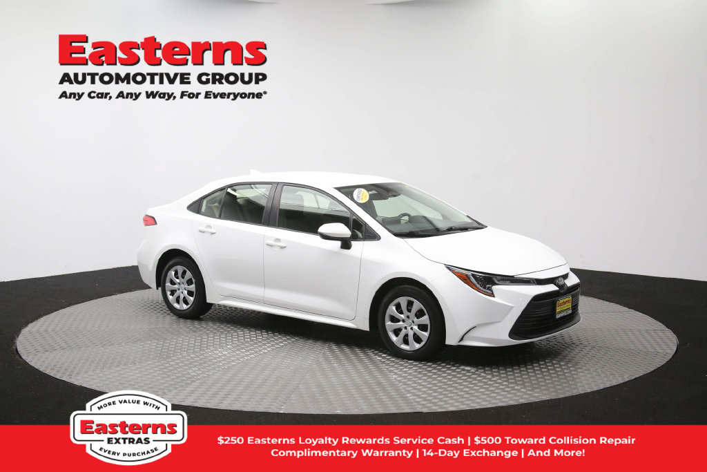 Used 2023 Toyota Corolla LE FWD image 47