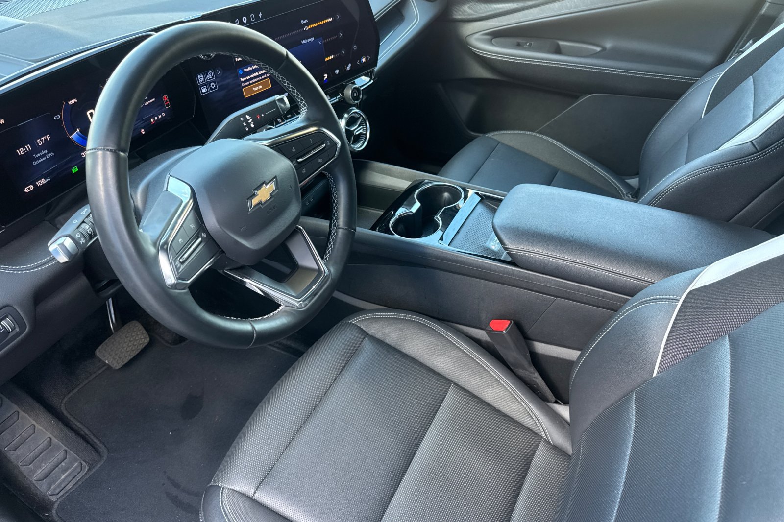 Used 2024 Chevrolet Blazer EV LT AWD/4WD image 11