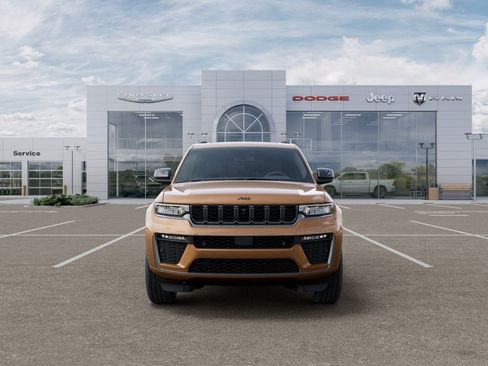 New 2026 Jeep Grand Cherokee Limited AWD/4WD image 6