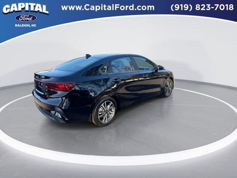 Used 2024 Kia Forte LXS image 8