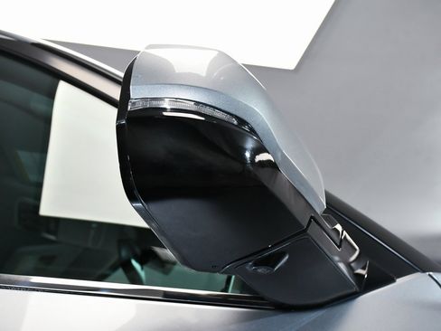 Used 2024 Toyota Sequoia Platinum image 80