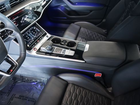 Used 2023 Audi RS 7 Sportback w/ Carbon Optic Package image 21