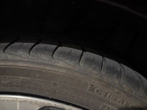 Used 2016 Volkswagen GTI SE image 9