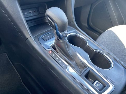 Certified 2022 Chevrolet Equinox LT AWD/4WD image 18