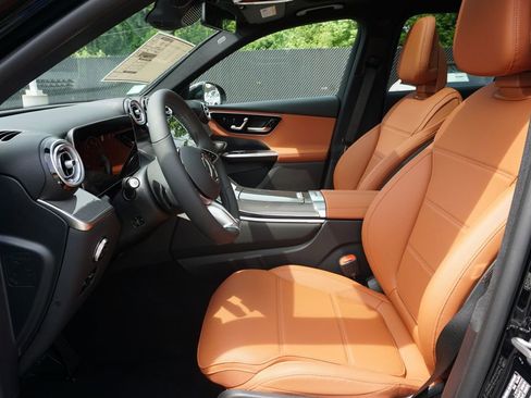 Certified 2025 Mercedes-Benz GLC 350e 4MATIC image 16