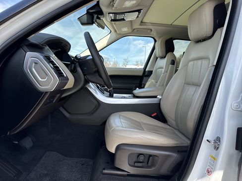 Used 2019 Land Rover Range Rover Sport HSE AWD/4WD image 17