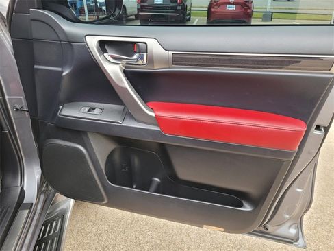 Used 2022 Lexus GX 460 Premium image 8