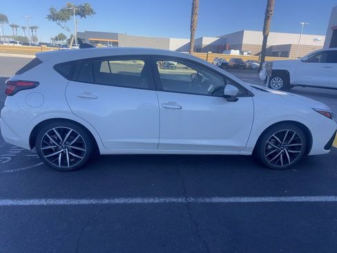 Used 2024 Subaru Impreza 2.0i Sport image 6