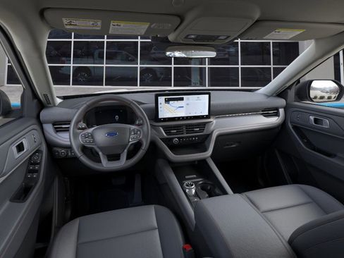 New 2025 Ford Explorer Active w/ Active Comfort Package image 9