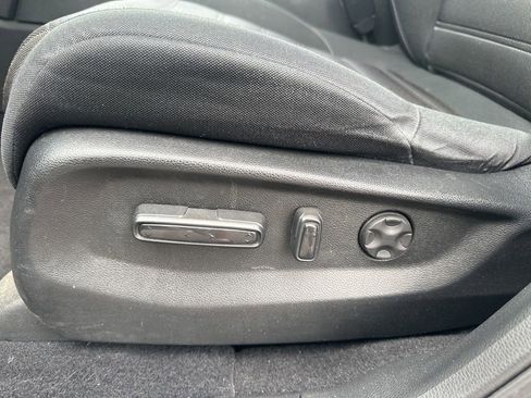 Used 2019 Honda CR-V EX image 19