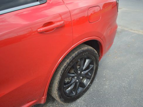 Used 2017 Dodge Durango R/T w/ Technology Group AWD/4WD image 4