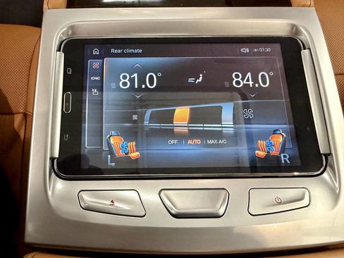 Used 2016 BMW 750i xDrive image 63