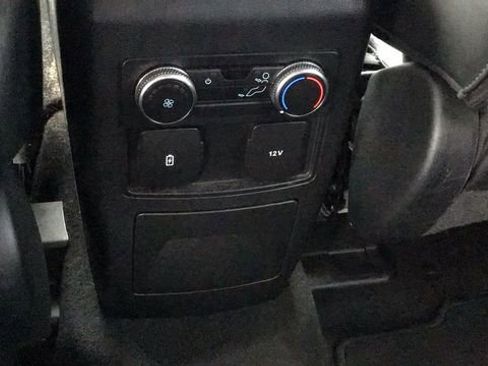 Used 2022 Ford Explorer XLT w/ Equipment Group 202A image 16